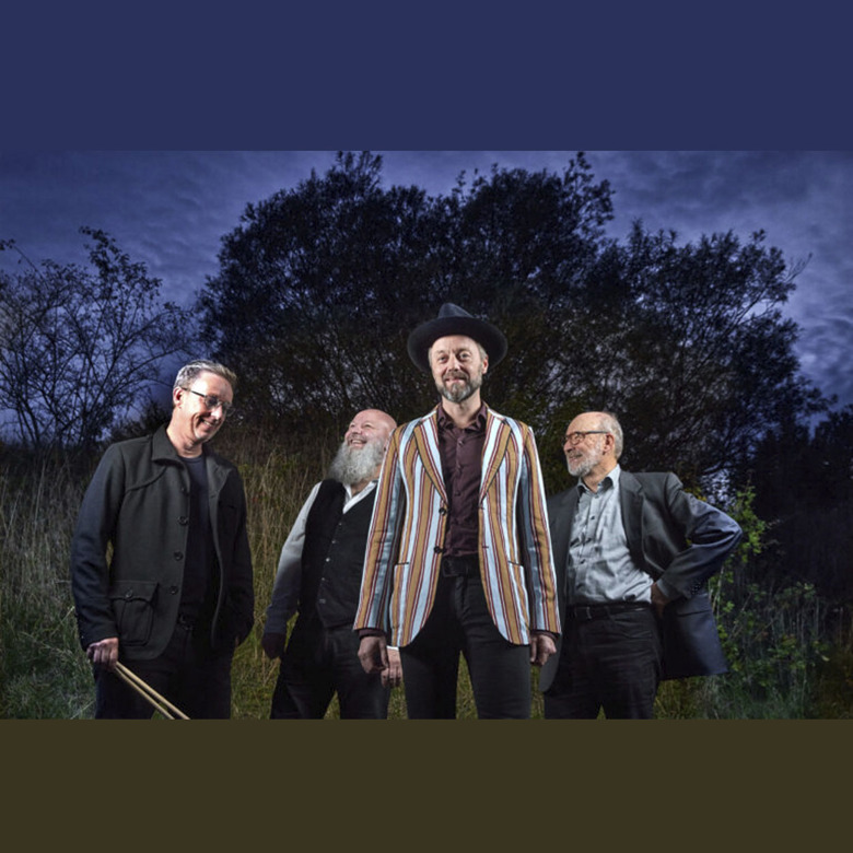 "Hymner & ukrudt" - Rasmus Dissing med trio